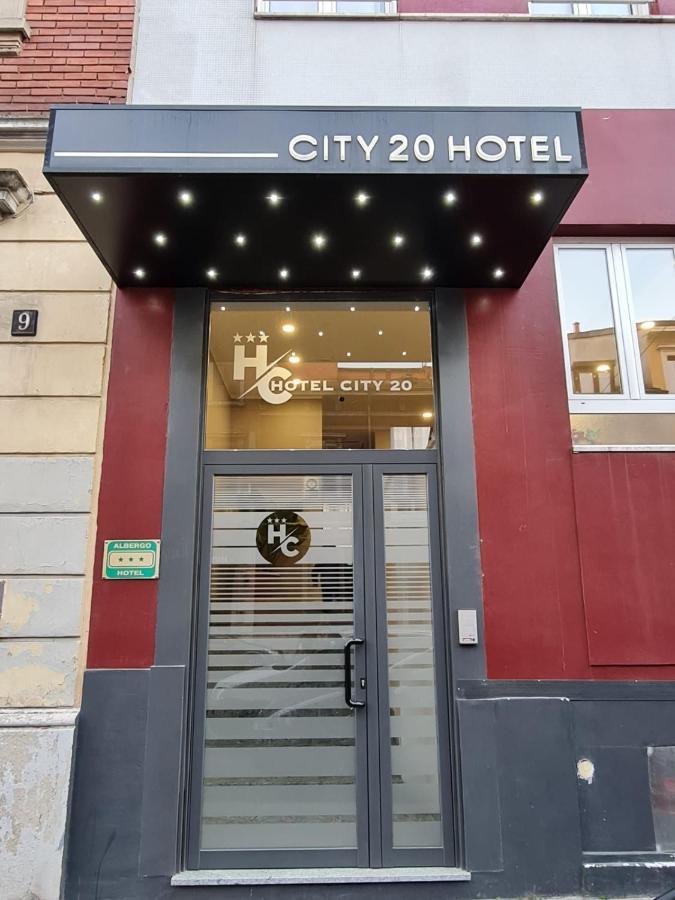 Hotel City 20 Милан Экстерьер фото