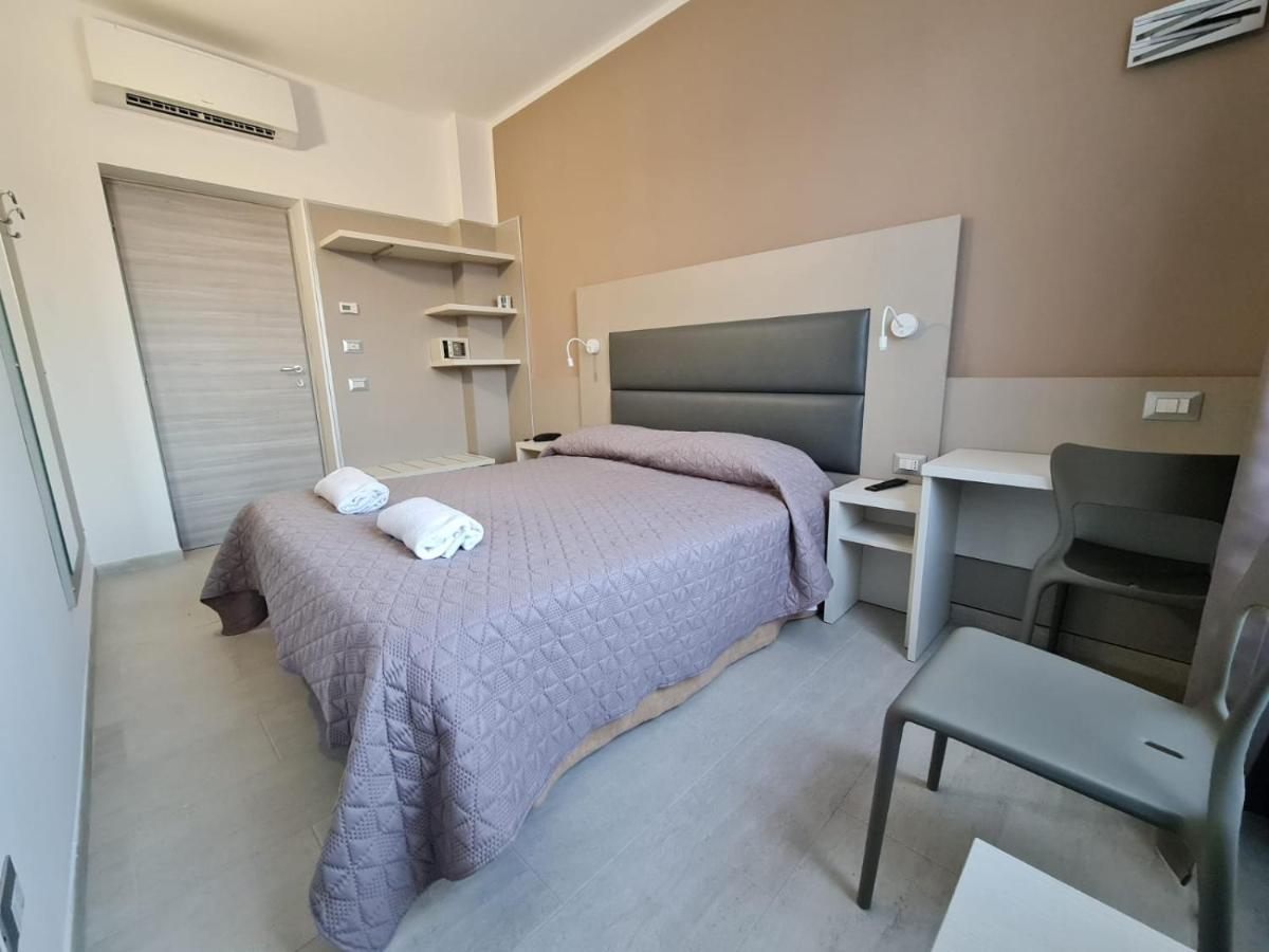 Hotel City 20 Милан Экстерьер фото